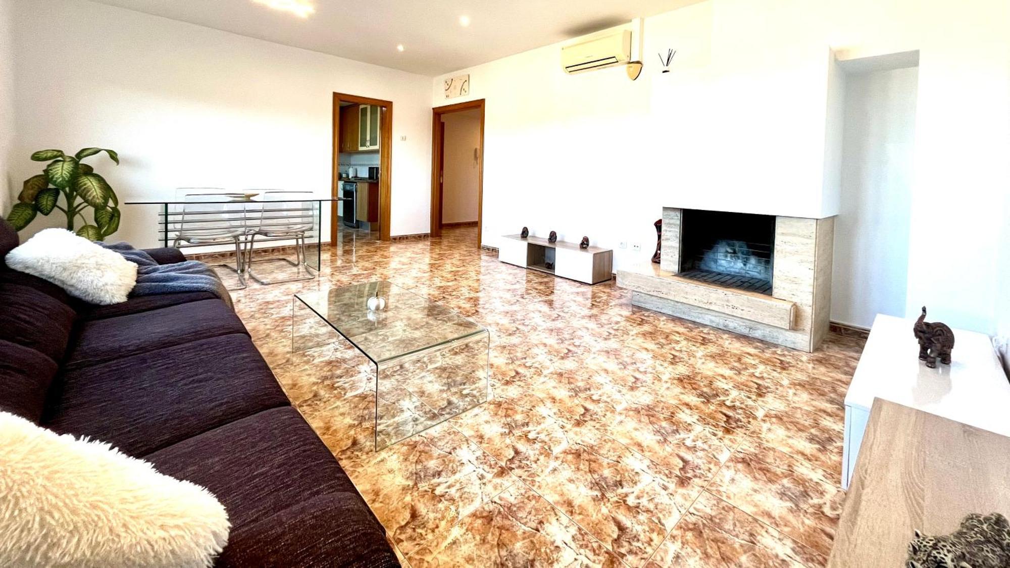סנט אסטב ססרובירס Amplio Apartamento, 5 Camas מראה חיצוני תמונה