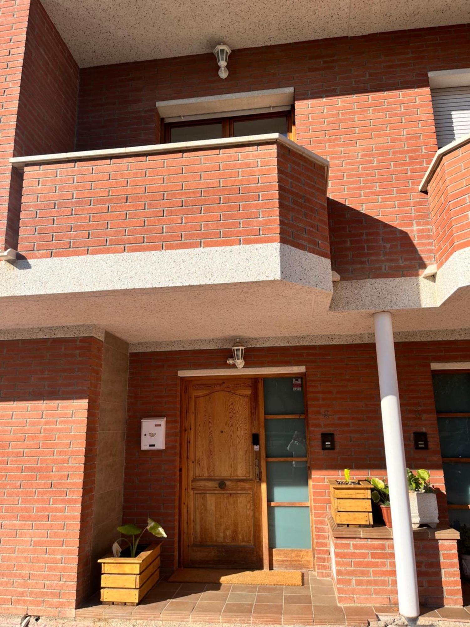 סנט אסטב ססרובירס Amplio Apartamento, 5 Camas מראה חיצוני תמונה